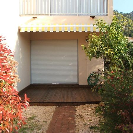 Au Coin De L'Olivier Apartment เลอลาวองดูว์ ภายนอก รูปภาพ