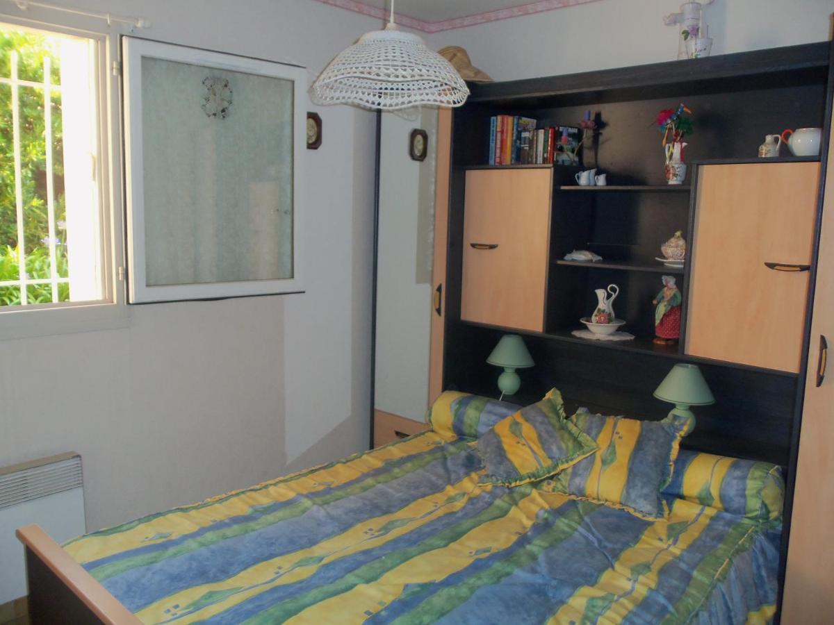 Au Coin De L'Olivier Apartment เลอลาวองดูว์ ภายนอก รูปภาพ